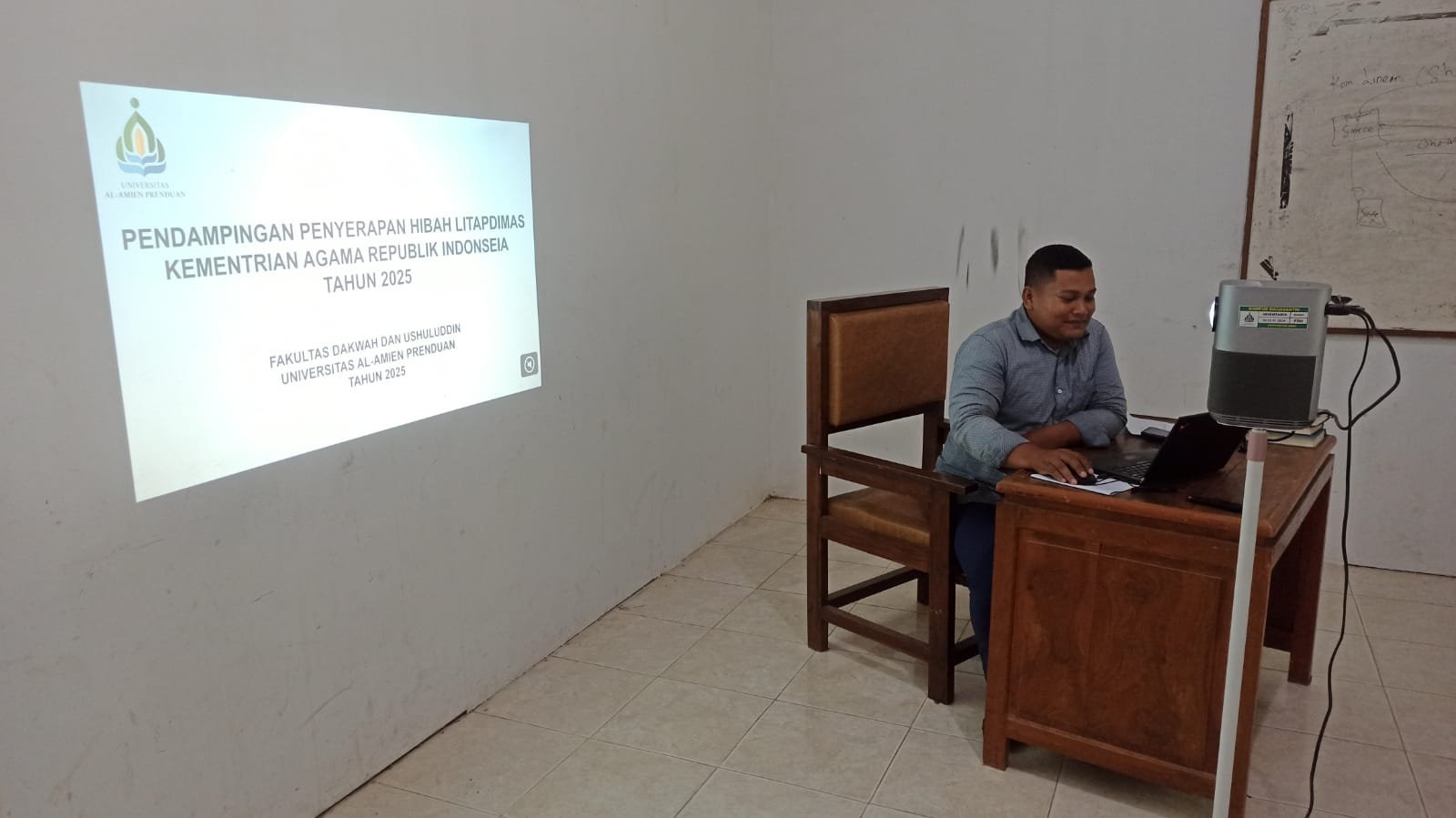 Fakultas Dakwah dan Ushuluddin Gelar Upgrading Kompetensi Dosen dalam Bidang Penelitian Kepada Masyarakat