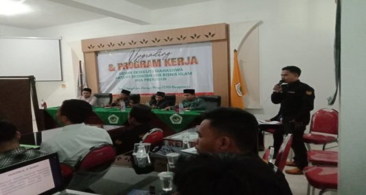 Menyatukan Persepsi Menuju DEMA Beregenerasi Menyatukan Persepsi Menuju DEMA Beregenerasi