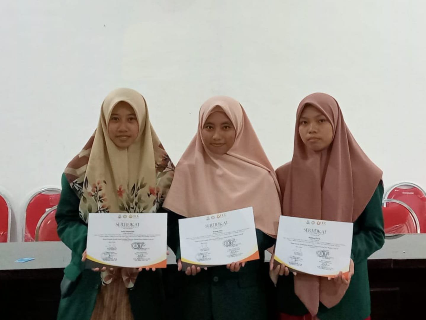 ARTIKEL JURNAL MAHASISWI FEBI IDIA MASUK 10 ARTIKEL TERBAIK DALAM IEC UIN SUKA ARTIKEL JURNAL MAHASISWI FEBI IDIA MASUK 10 ARTIKEL TERBAIK DALAM IEC UIN SUKA