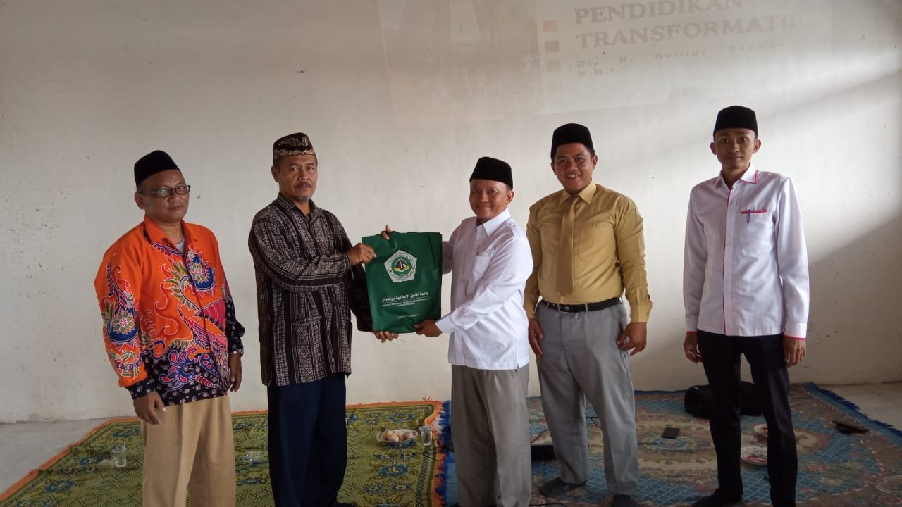 Sosialisasi Penerimaan Mahasiswa Baru UNIA Prenduan Di MA Raudlatul Ihsan Kapedi