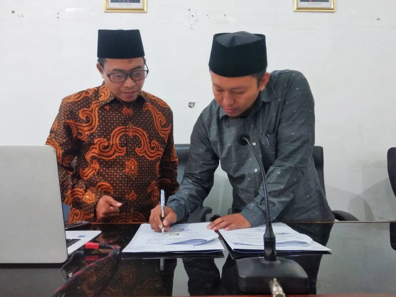 MoU FEBI IDIA – FEBI IAI Al-Khairat Berlanjut Workshop Aplikasi Keuangan MoU FEBI IDIA – FEBI IAI Al-Khairat Berlanjut Workshop Aplikasi Keuangan