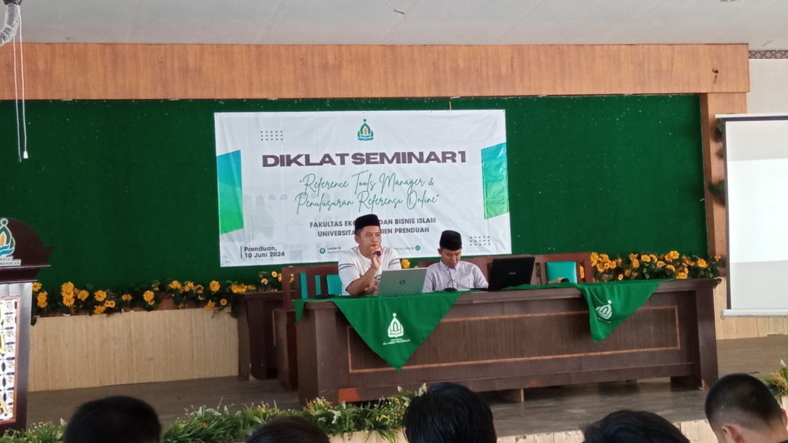 Diklat Seminar I di Universitas Al-Amien Prenduan: Bekal Mahasiswa Akhir dalam Mengelola Referensi dan Menelusuri Sumber Ilmiah Online