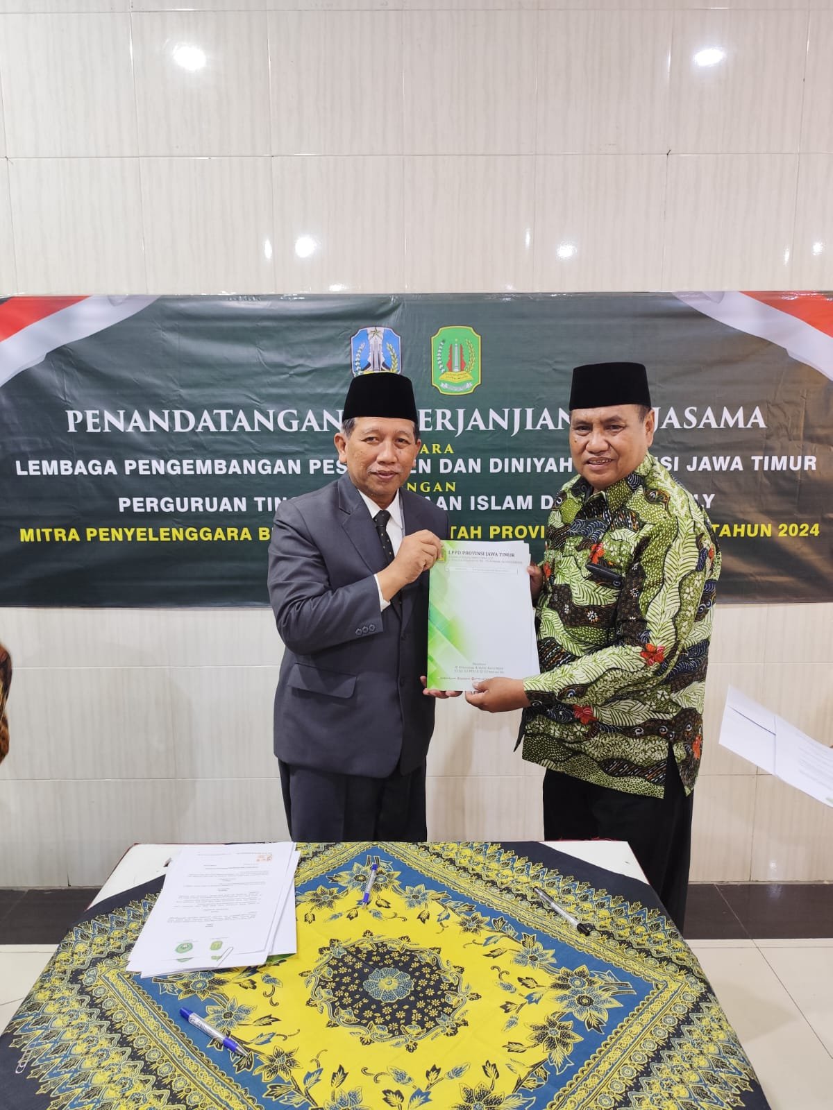 "Kerjasama Strategis UNIA Prenduan Sumenep khususnya Program Pascasarjana dan LPPD Pemprov Jatim: Dorong Pesantren Jadi Pusat Pendidikan Unggul Melalui Beasiswa Pemprov"